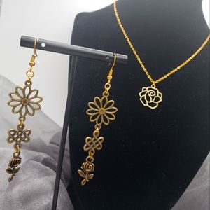 Flower Necklace And Earrings Set Handmade